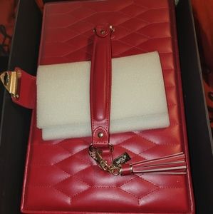 Genuine Leather Wolf brand jewelry case